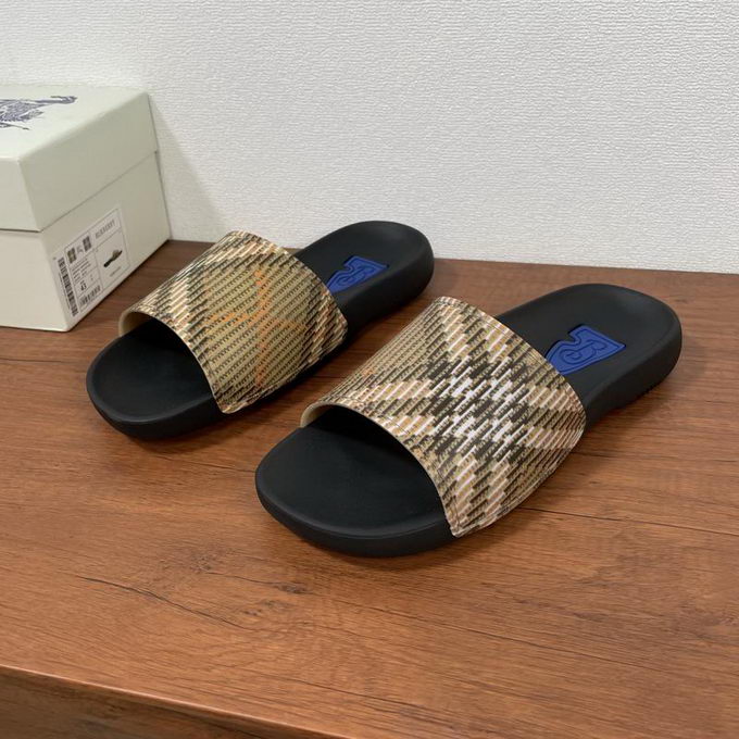 Burberry Slippers Mens ID:20250529-21